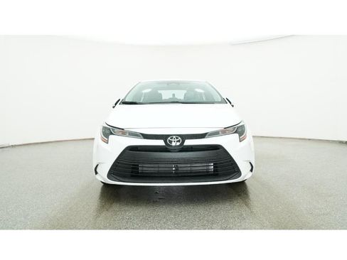 New 2026 Toyota Corolla LE image 31