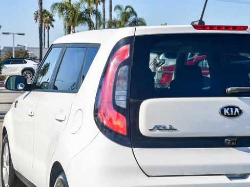 Used 2019 Kia Soul image 6