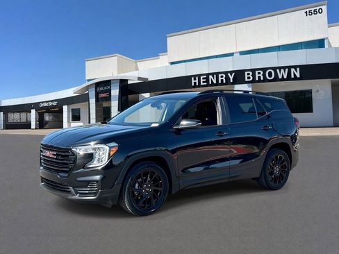 Used 2024 GMC Terrain SLE w/ Driver Convenience Package FWD image 1