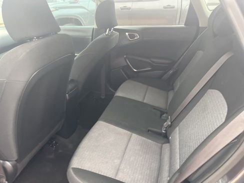 Used 2021 Kia Soul S FWD image 9