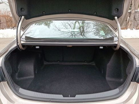 Used 2022 Chevrolet Malibu LT image 27