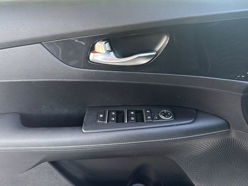 Certified 2023 Kia Forte GT-Line w/ GT-Line Premium Package image 13