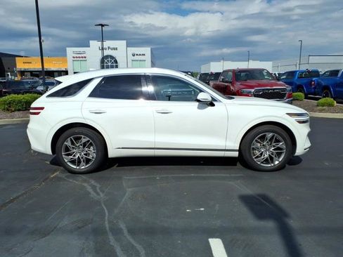 Used 2024 Genesis GV70 2.5T AWD/4WD image 27