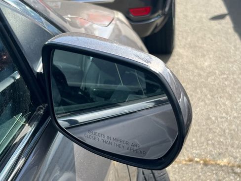 Used 2012 Honda CR-V EX image 16