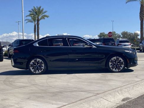 New 2026 BMW i5 eDrive40 image 5