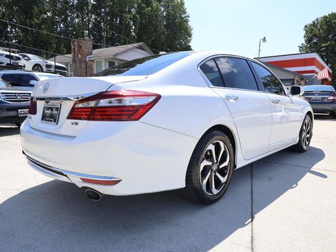 Used 2016 Honda Accord EX-L image 7