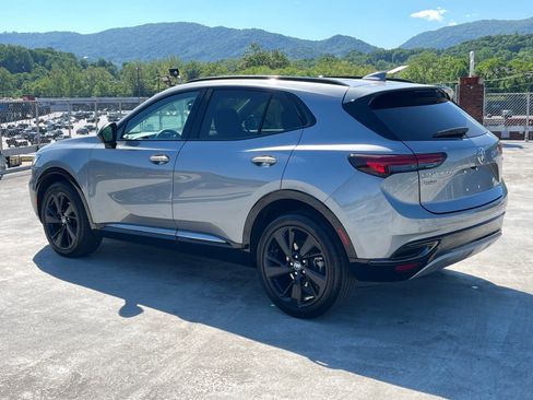 Used 2023 Buick Envision Essence w/ Sport Touring Package AWD/4WD image 4