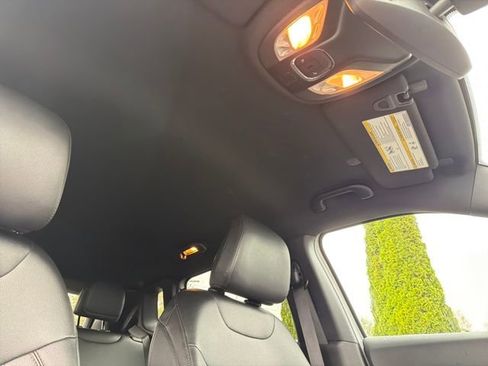 Used 2024 Jeep Compass Limited image 30