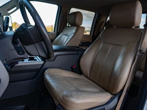 Used 2014 Ford F250 Lariat w/ Lariat Ultimate Package image 22