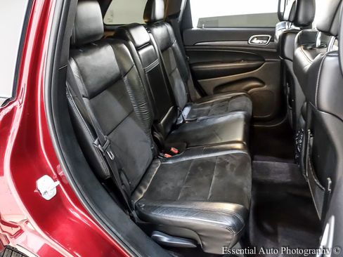 Used 2017 Jeep Grand Cherokee Altitude image 31