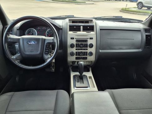 Used 2012 Ford Escape XLT FWD image 5