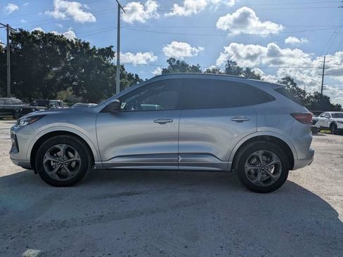 Used 2023 Ford Escape ST-Line AWD/4WD image 6