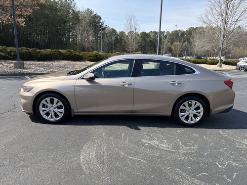 Used 2018 Chevrolet Malibu Premier image 8
