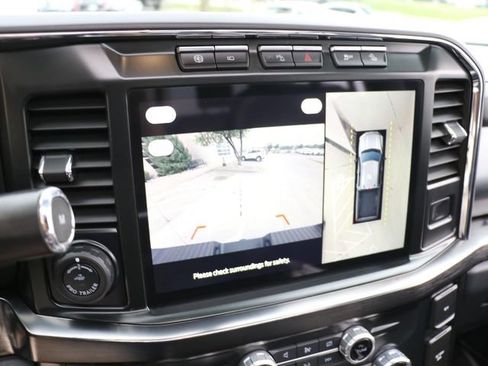 Used 2023 Ford F250 Lariat w/ Lariat Ultimate Package AWD/4WD image 28