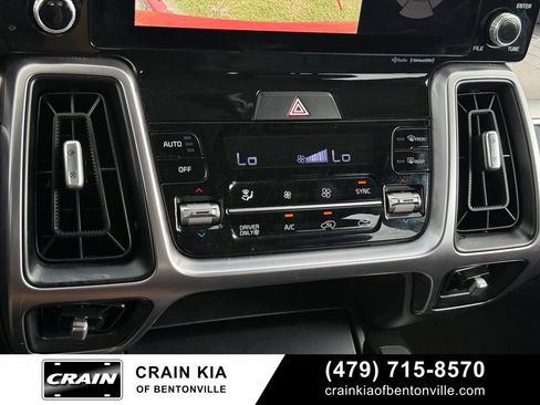 Certified 2022 Kia Sorento EX FWD image 10