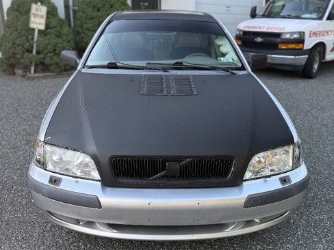 Used 2001 Volvo S40 FWD image 10