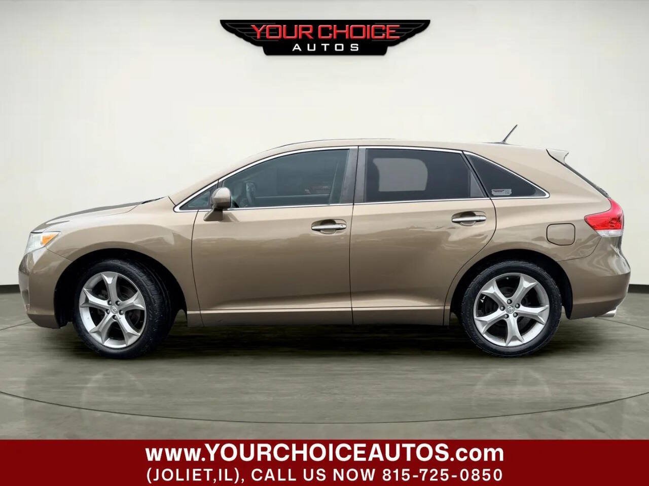 Used 2010 Toyota Venza AWD image 2