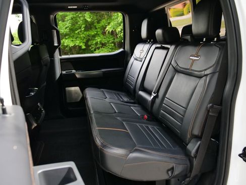 Used 2024 Ford F250 Platinum AWD/4WD image 29