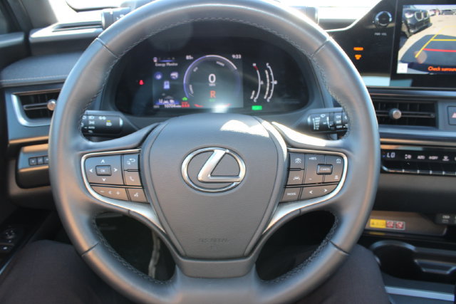 Certified 2025 Lexus UX 300h FWD image 16