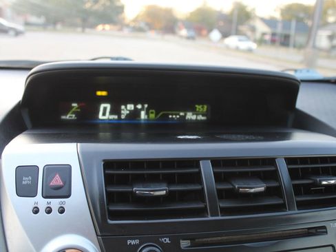 Used 2012 Toyota Prius V Two image 16