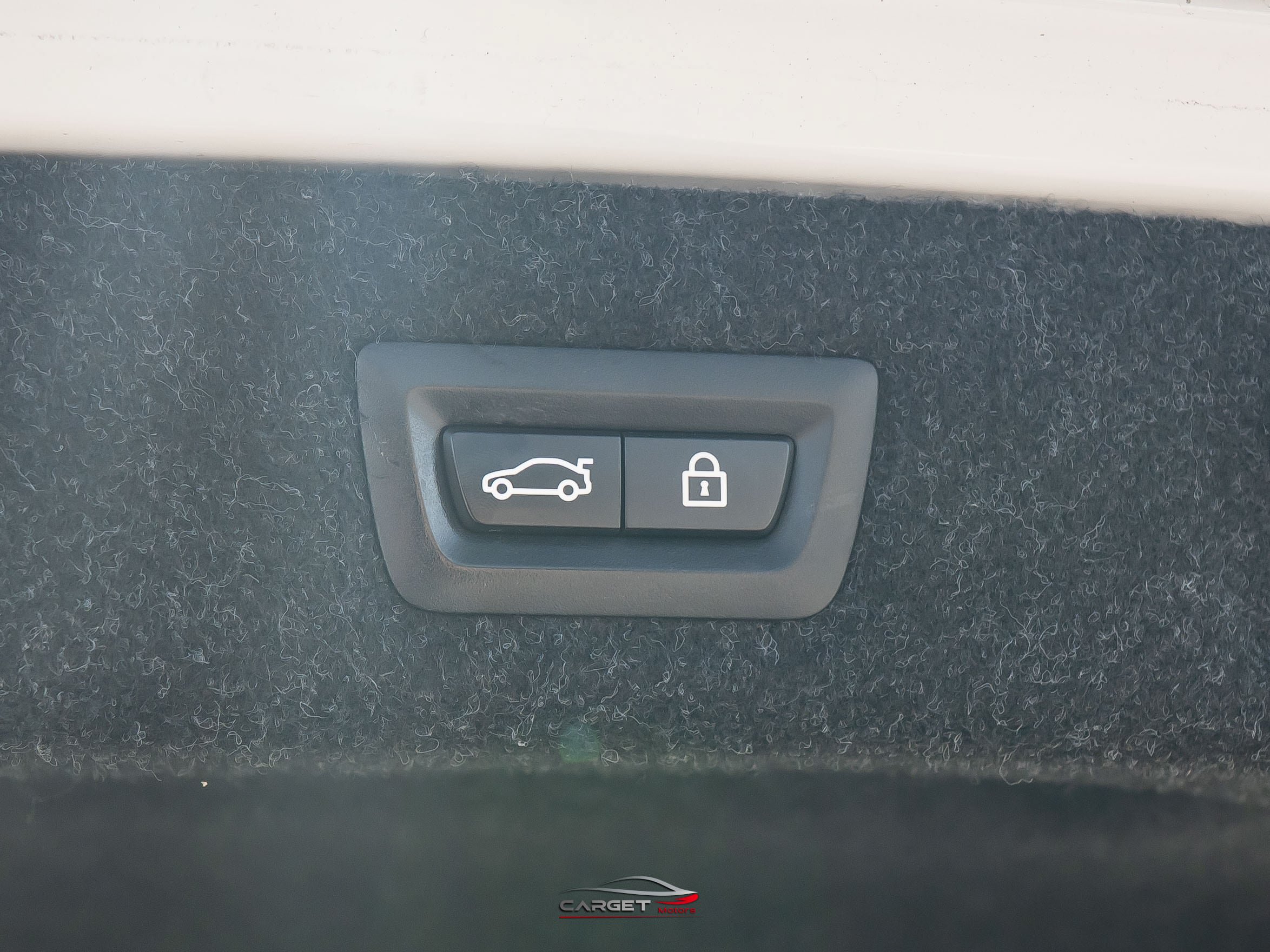 Used 2020 BMW 540i w/ Premium Package RWD image 45