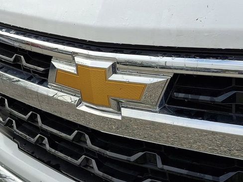Used 2025 Chevrolet Silverado 1500 LT AWD/4WD image 10