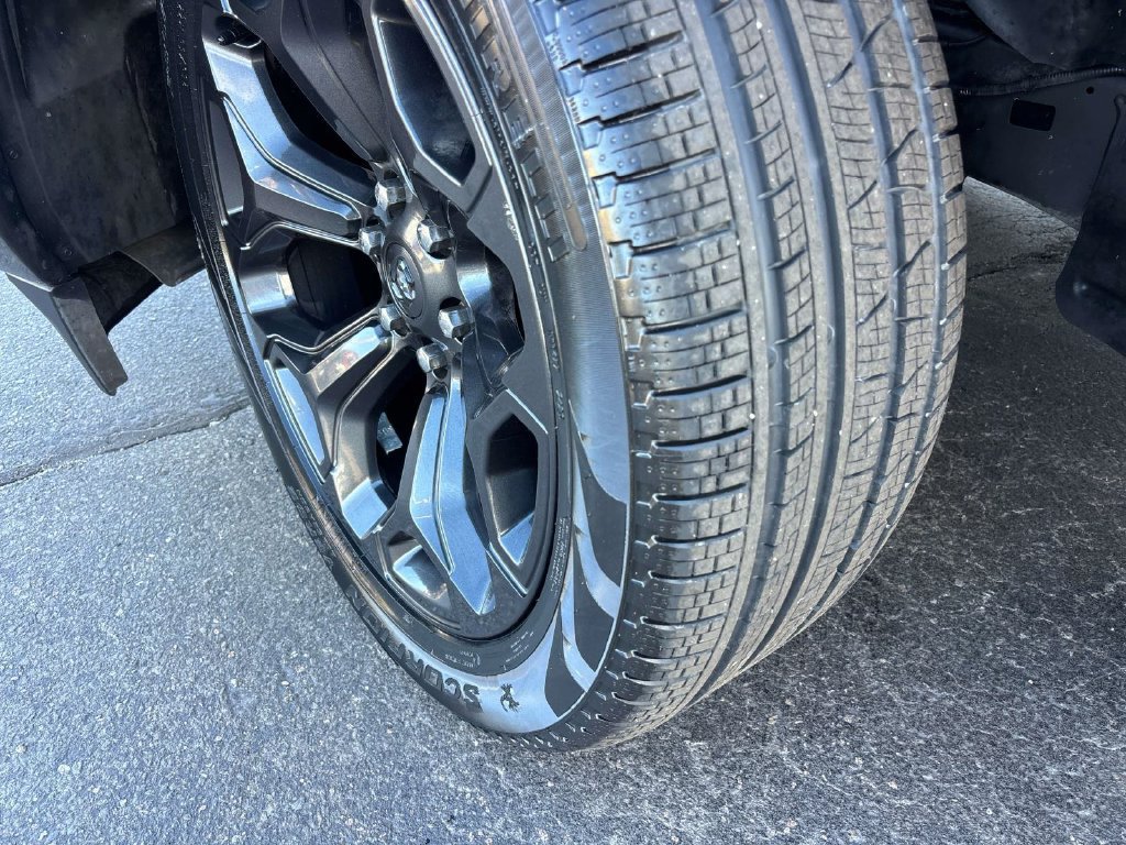 Used 2022 RAM 1500 Limited w/ Night Edition AWD/4WD image 8