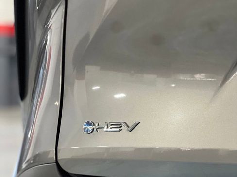 New 2026 Toyota Sienna XLE FWD image 7