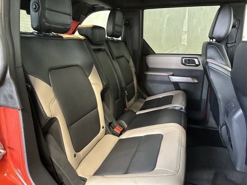 Certified 2023 Ford Bronco Wildtrak image 31