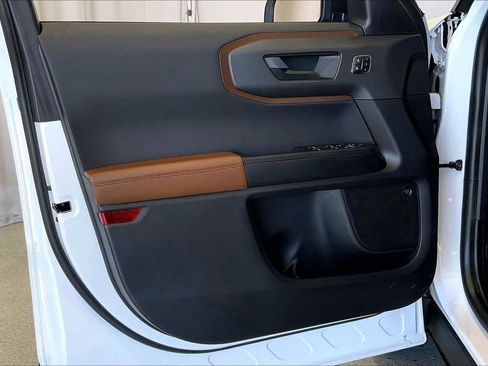 Certified 2024 Ford Bronco Sport Badlands w/ Premium Package image 25