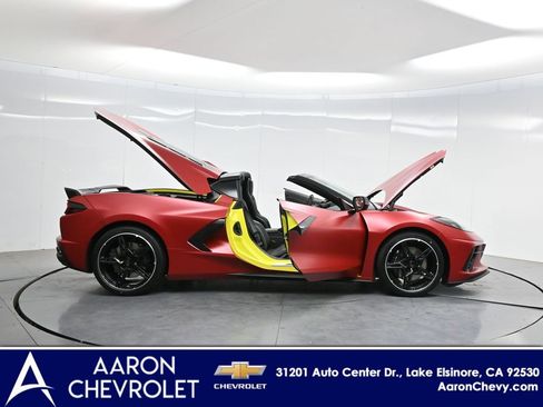 Used 2024 Chevrolet Corvette Stingray Coupe w/ Z51 Performance Package RWD image 3