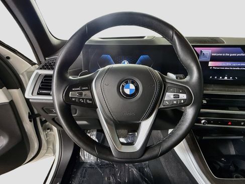 Used 2024 BMW X5 sDrive40i w/ Premium Package RWD image 13