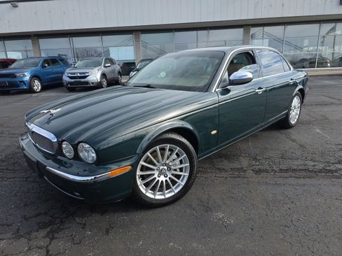 Used 2007 Jaguar XJ8 image 2