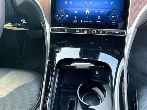 New 2025 Mercedes-Benz GLC 300 4MATIC image 18