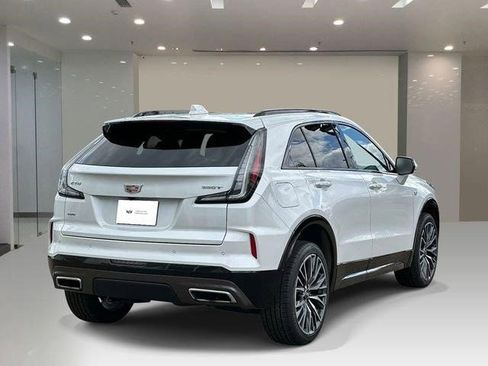 Certified 2024 Cadillac XT4 Sport AWD/4WD image 4