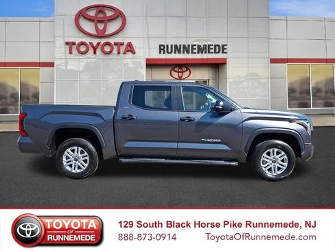 Used 2024 Toyota Tundra SR5 w/ SR5 Convenience Package AWD/4WD image 7