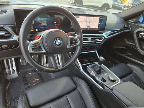 Used 2023 BMW M2 image 8