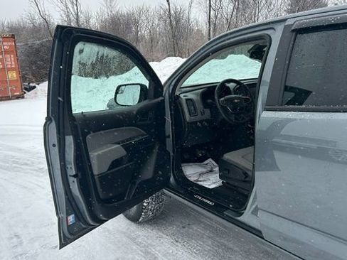 Used 2019 Chevrolet Colorado W/T w/ WT Convenience Package image 11