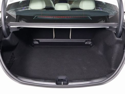 Used 2025 Mercedes-Benz C 300 Sedan image 14