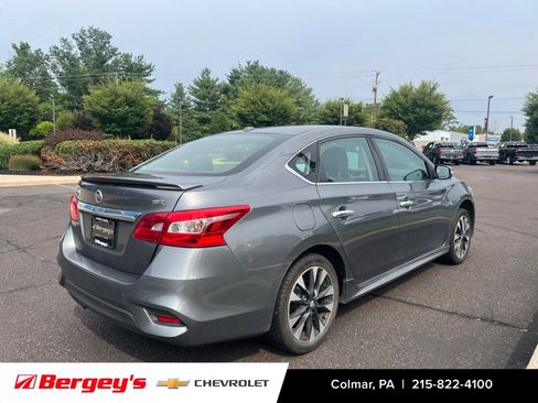 Used 2019 Nissan Sentra SR FWD image 9