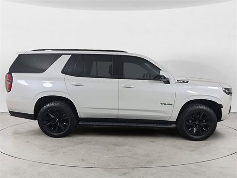 Used 2022 Chevrolet Tahoe Z71 w/ Off-Road Capability Package image 6