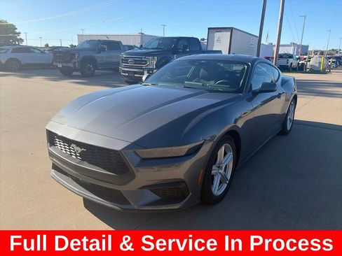 Used 2026 Ford Mustang Coupe RWD image 3