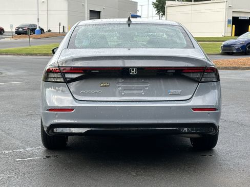 Used 2023 Honda Accord Touring image 12