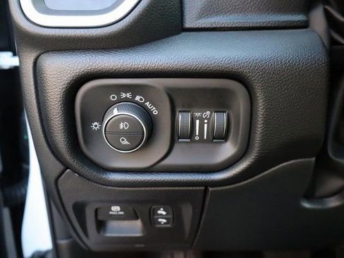 New 2026 RAM 1500 Big Horn AWD/4WD image 13