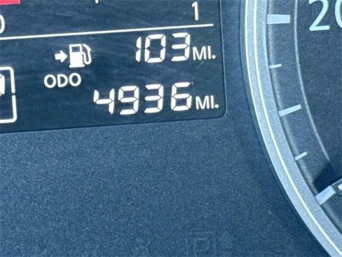 Certified 2025 Nissan Kicks Play S image 36