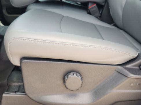 New 2026 Ford F250 4x4 Crew Cab Super Duty image 23