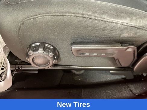 Used 2023 Jeep Wrangler Unlimited w/ Cold Weather Group image 12