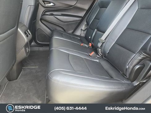 Used 2022 Chevrolet Equinox LT image 32