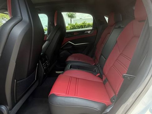 Used 2026 Porsche Cayenne GTS AWD/4WD image 14