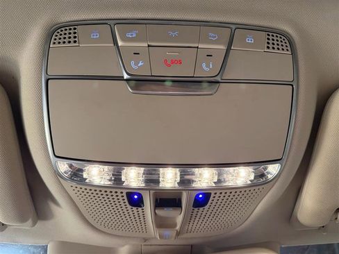 Used 2014 Mercedes-Benz S 550 Sedan image 19